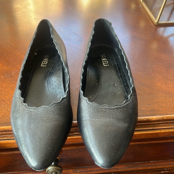 Vaneli black flats - Picture 1 of 6